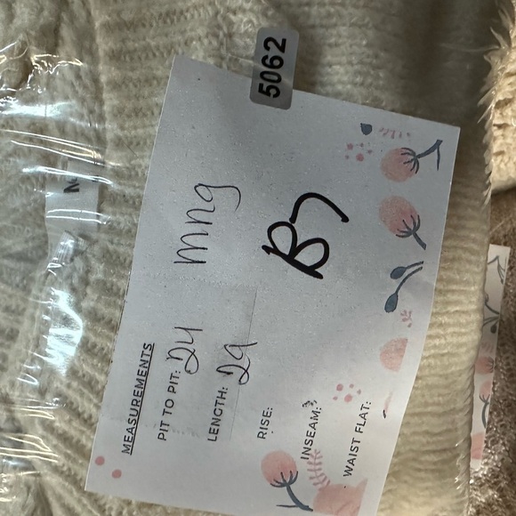 MNG L Knit cream long sleeve crew neck cozy woman gorpcore transitional sweater - Picture 7 of 8